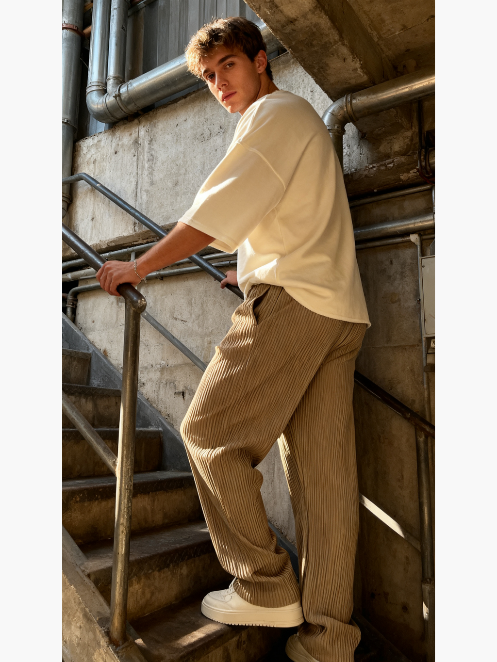 Ribbed Tube Leg Trousers